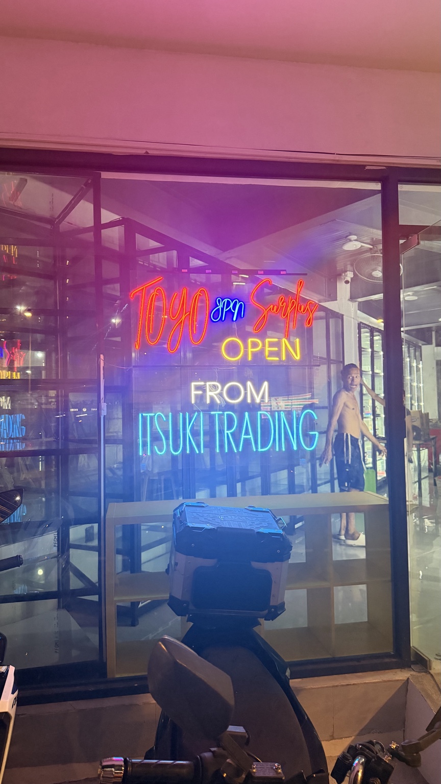 TOYO店舗